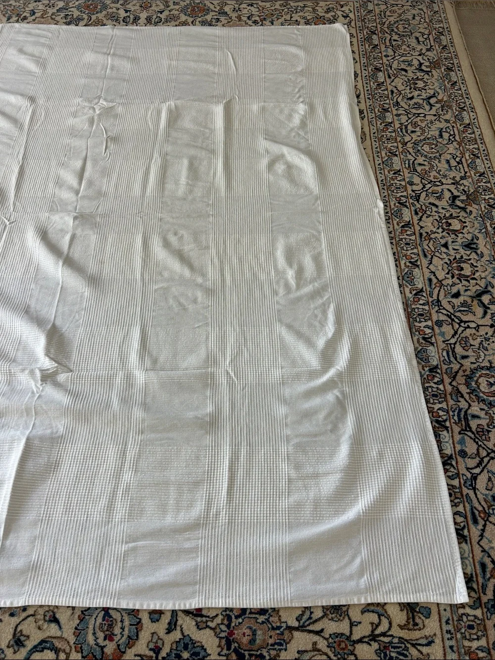 IKEA INDIRA White Textured Bedspread - Lightweight Waffle Weave king/queen